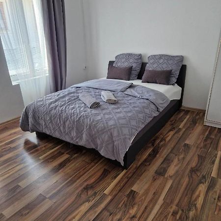 Tifani Apartman Keszthely Ngoại thất bức ảnh